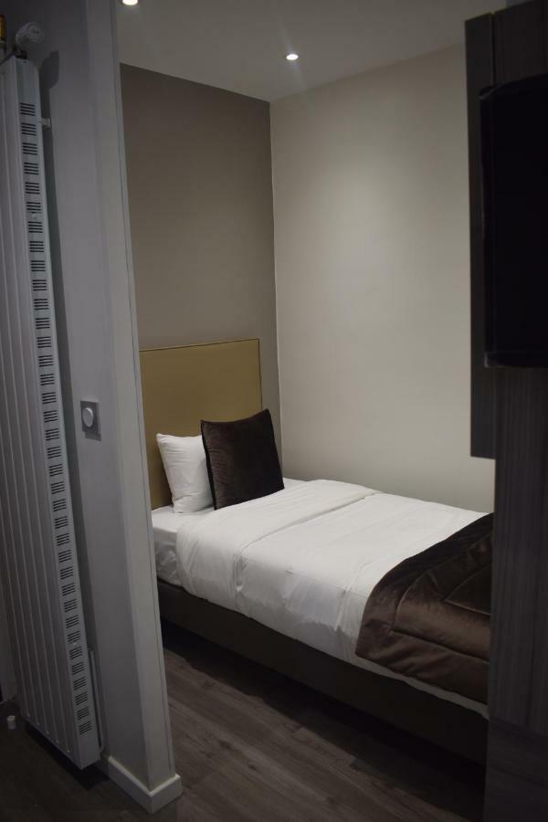 Hotel Puy De Dome Paris Bagian luar foto