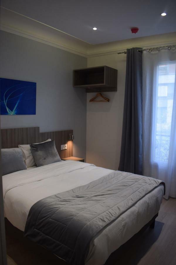 Hotel Puy De Dome Paris Bagian luar foto
